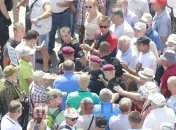 Ветерани МВС спробували прорватися в Раду: фото і відео сутичок