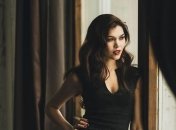 Причини, чому чоловікам подобаються стервозні дівчата