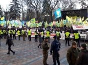 Заседание парламента: под Радой снова собираются митингующие 