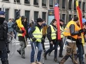 "Желтые жилеты" в Бельгии напали на съемочную группу местного телеканала