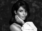 Беременная Димопулос снялась в пикантной фотосессии