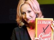По роману Роулинг снимут драматический сериал