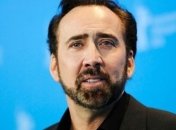 Николаса Кейджа заметили с неизвестной девушкой