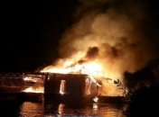 В Киеве загорелся ресторан: очевидцы сообщают о взрывах