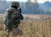 Окупанти обстріляли українських бійців під Мар’їнкою і Талаківкою