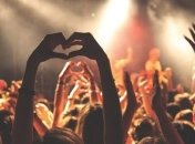 Сегодня День молодежи: лучшие поздравления, открытки, смс и стихи