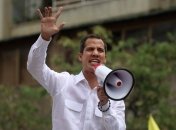 Гуайдо призывал сограждан идти маршем на Каракас