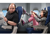 8 действенных способов успокоить ребенка в самолете