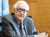 Лахдар Брахими призывает провести трехстороннюю встречу по Сирии 