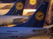 В Lufthansa отменили более 900 рейсов