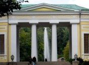 В Софиевском парке впервые расцветут сиреневый и магнолиевый сады