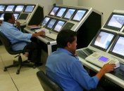 Румынская оппозиция требует установить видеокамеры на референдуме