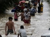 Тайфун на Филиппинах унес жизни 14 человек (Видео)