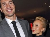 Невеста Кличко помогает любимому готовиться к бою с Поветкиным