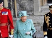 Сегодня, 13 июня, свой второй день рождения отмечает Елизавета II (Фото, Видео)