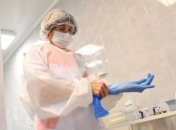 Сменили скальпель на швабру: сеть шокировало "ноу-хау" российских хирургов во время операции (видео)