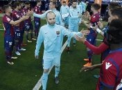 Иньеста заявил, что хочет стать тренером "Барселоны"