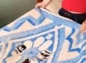 Облущенная краска падает на голову: в сети показали, как выглядит "инфекционка" в Харькове (фото)