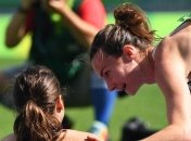 Бегуньи из США и Новой Зеландии помогли друг другу добраться до финиша после падения