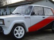 В США продают уникальный раллийный болид Lada VFTS
