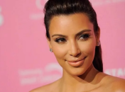 Ким Кардашьян поставила на коньки двухлетнего сына