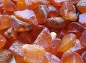 На Ровенщине арестовали правоохранителей, которые покрывали янтарную мафию