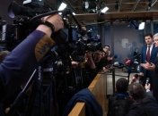 Порошенко решительно поддерживает посла США Йованович