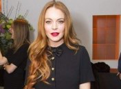 Папарацци поймали Линдси Лохан с округлившимся животиком