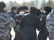 Полиция напала на протестующих против переименования Астаны