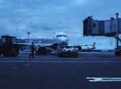 "Іскандерам" ще смішно? У російської авіакомпанії за раз "заглохло" 2/3 всіх "боїнгів" (відео)