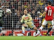 "Наполи" и "Арсенал" сыграют без зрителей?