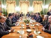 В Братиславе начались переговоры делегаций Украины и Словакии