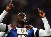 "Барселоне" интересен Джексон Мартинес