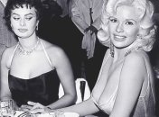 Каким знакам Зодиака в конце сентября-2022 будут все завидовать