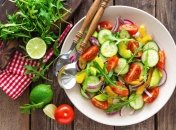 Салат виходить дуже свіжим та легким