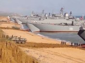 Россия начала отводить войска из оккупированного Крыма: у Шойгу показали видео