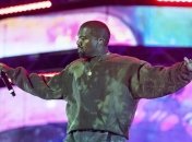 Канье Уэста в президенты США: рэпер впервые встретился с избирателями и заплакал (Видео)