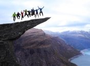 Язык тролля - удивительное место на краю света (Фото) 