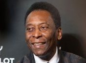 Пеле успешно перенес операцию