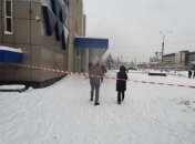Повылетали окна: в торговом центре в Черновцах прогремел взрыв (фото)