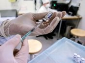 В России медики подделывали документы о COVID-прививках, а вакцину сливали в унитаз