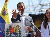 Генерал ВВС Венесуэлы отрекся от Мадуро и признал Гуайдо президентом