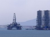 Сокращение запасов топлива в США: Нефть дорожает 