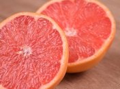 Медики рассказали, кому смертельно противопоказано пить сок грейпфрута