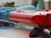 Машина въехала в дом и едва не убила женщину с ребенком