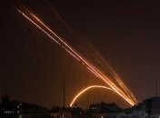 Під час підписання мирної угоди: сектор Газа запустив по Ізраїлю дві ракети, є поранені