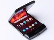 Motorola уверяет в долговечности своего гибкого дисплея RAZR (Видео)