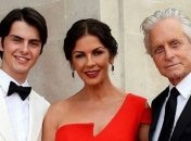 "Только не говорите маме": сын Кэтрин Зета-Джонс совершил необдуманный поступок