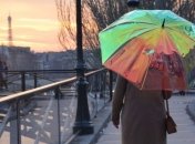 "Умный" зонт, который предупреждает о надвигающихся осадках 