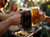 Привітання з Днем пива 2 серпня